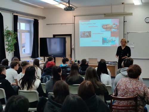 1 véradó 3 életet ment