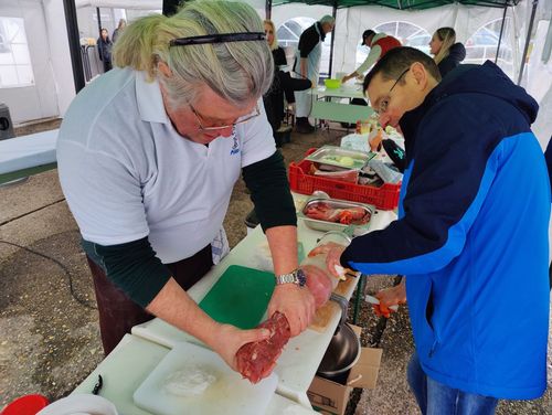 Disznótor – Hikman módra