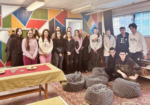 Vendégségben a pedagógia: közös munka a Hikmanban - szakmai látogatás az innováció jegyében